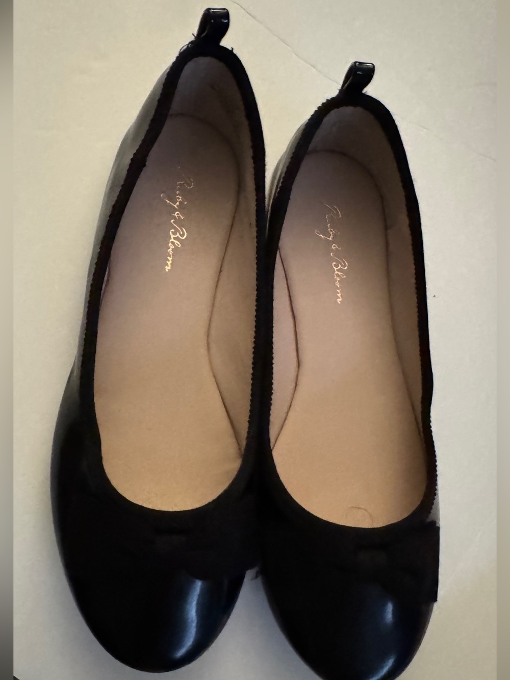 ruby & bloom Black Patent Ballet Flats with Bow Accent